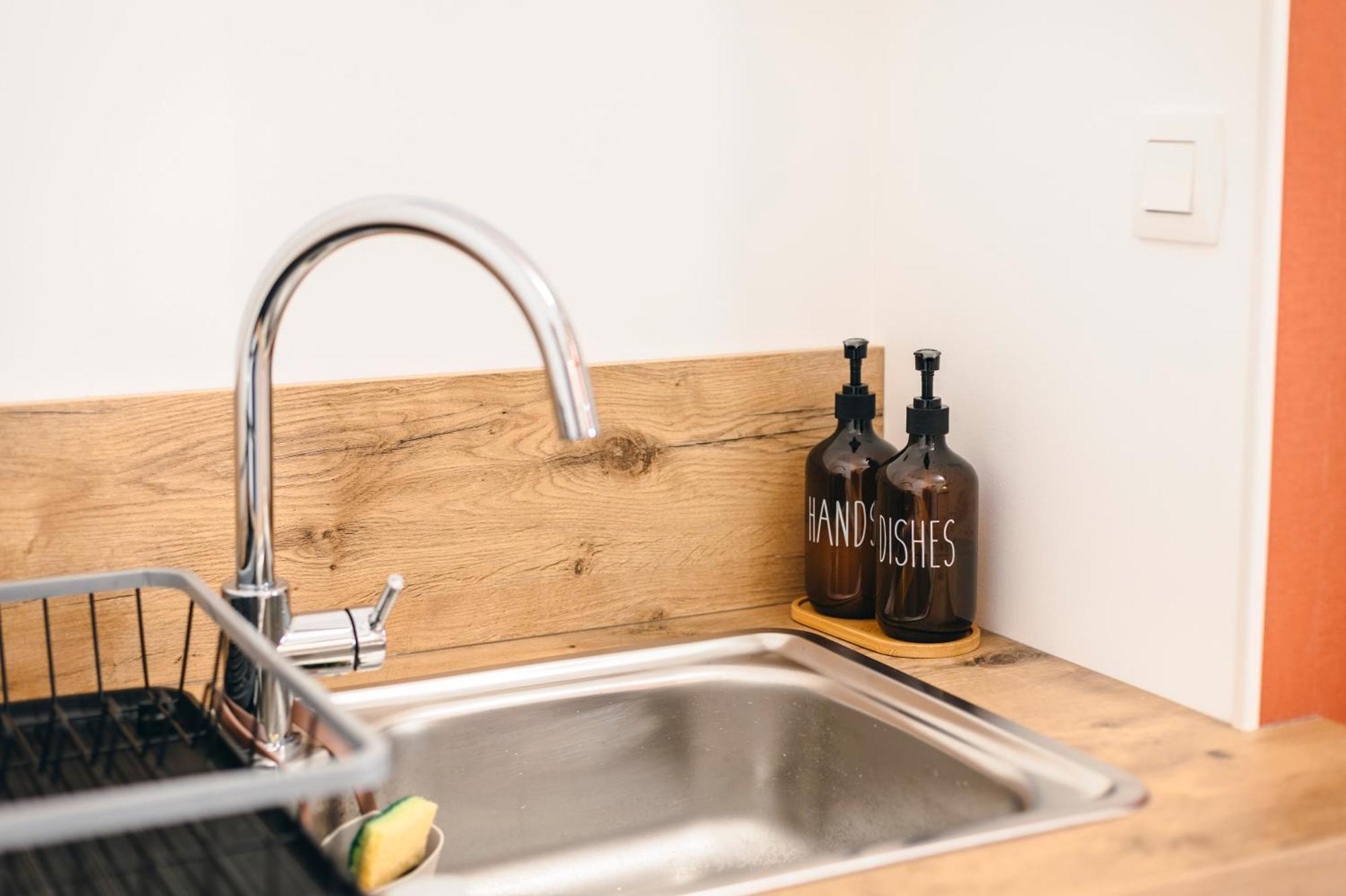 Appartement Cosy Au Coeur Du Village - Le Segala Montbazens Kültér fotó